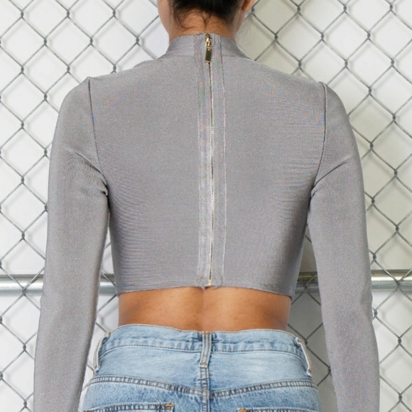 Top - Picture 2 of 2